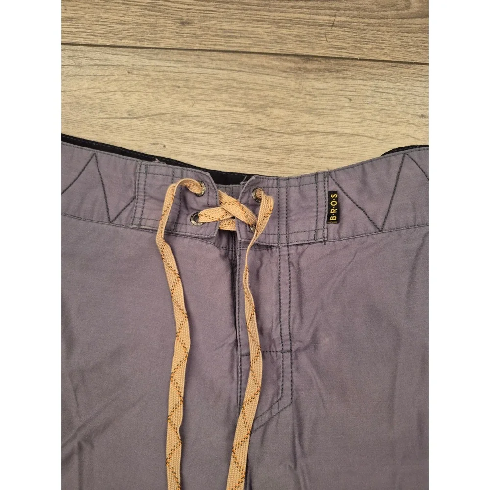 Howler Bros Mens Gray Purple Floral Embroidered Board Shorts Sz 36 Nylon Blend